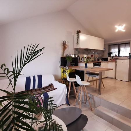 Hebergeneve Les Terrasses Apartment Gex Exterior photo